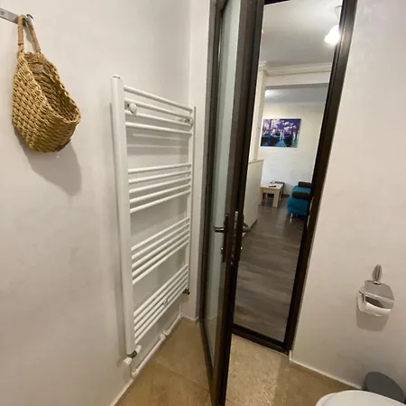 Appartamento Nice Năvodari